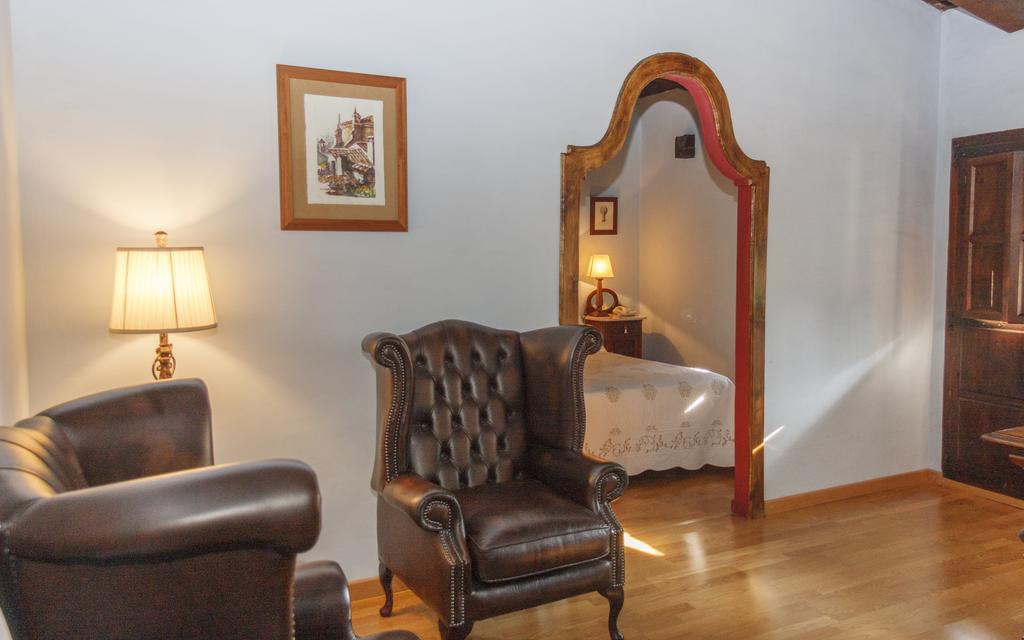 Hotel Los Leones - Adults Only Rubielos De Mora Habitación foto