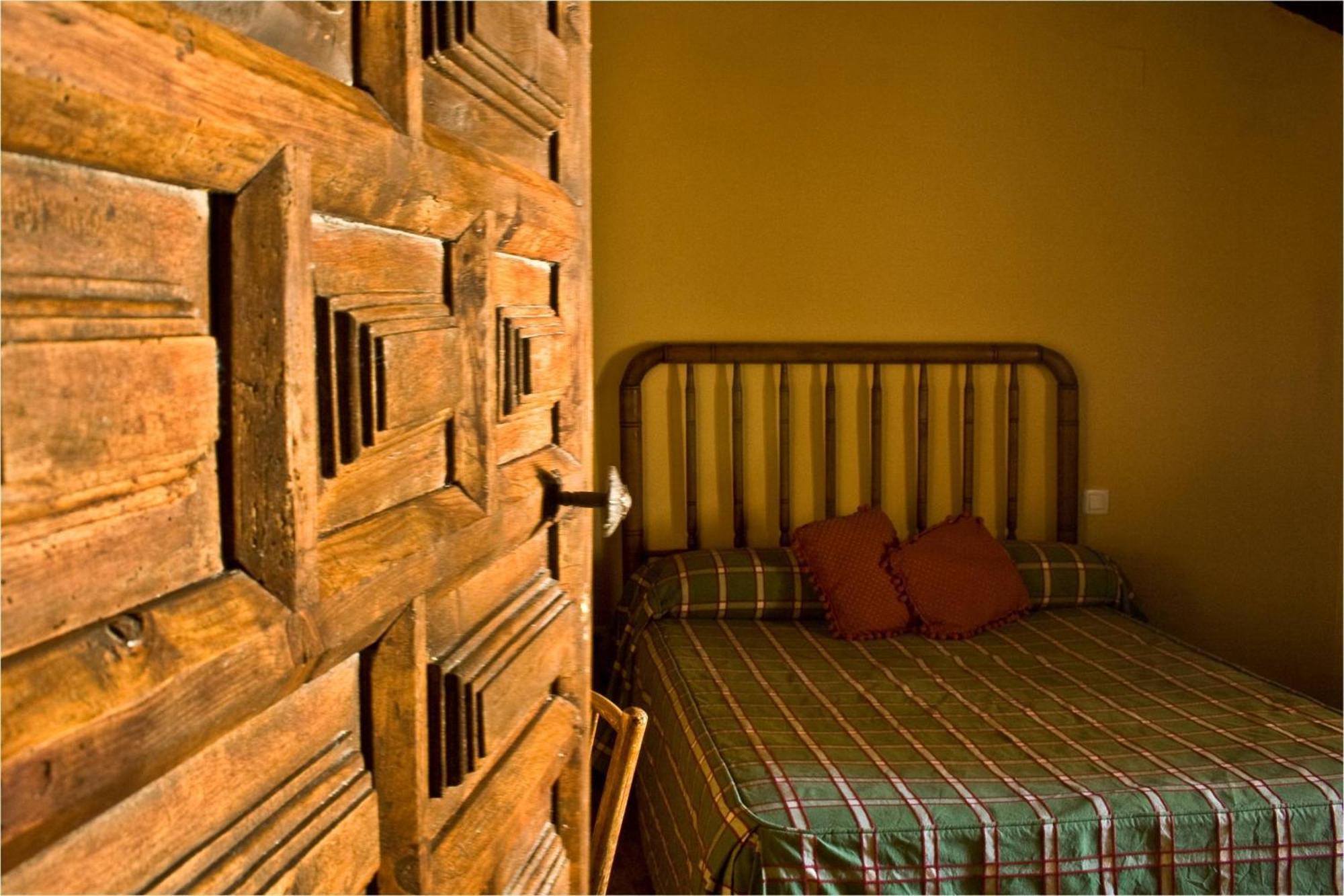 Hotel Los Leones - Adults Only Rubielos De Mora Exterior foto